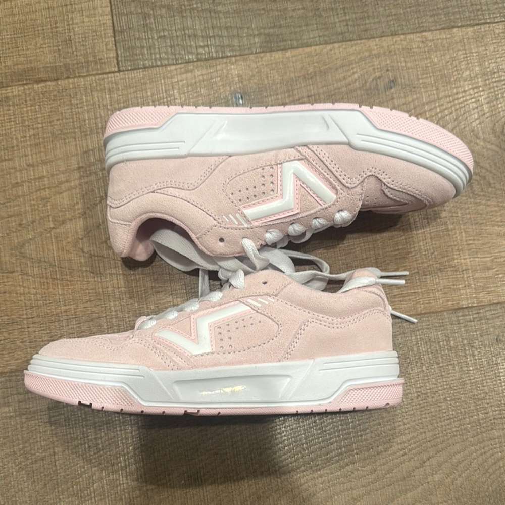NWOT Girl’s Vans